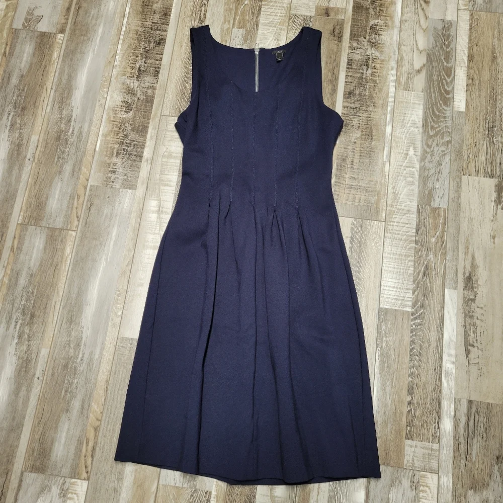 J Crew Navy Blue Scoop Neck Pleated Fit And Flare Dress Size 2